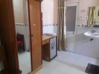 Lý Hồng Phi - B&B