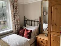 The mole hole - B&B