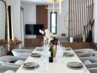 Villa Eleni, Vamos Sea & Mountain View with Pool - B&B Chania