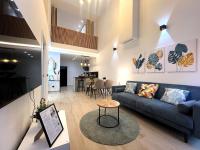 Dúplex Moderno y Acogedor junto a Atocha - B&B Madrid