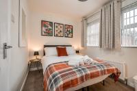 City Centre Townhouse 2x Parking, Great for Groups by StayByNumbers - B&B Belfast