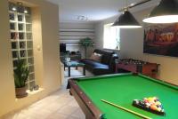 Apartment with Pool Table 