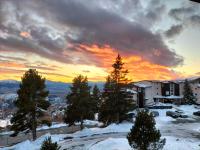 Charmant appartement centre ville de Font-Romeu, vue montagne - Chambres d'hôtes Font-Romeu
