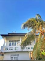 Neela's Beach Inn - Bed and Breakfast