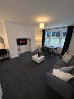 One-Bedroom Deluxe Apartment