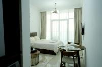 Cozy Private Studio -Near Beach -City View -Downtown Sharjah - Pool & Gym - Bed and Breakfast