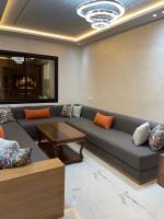 3min de MCDo 5min de la plage - B&B Agadir