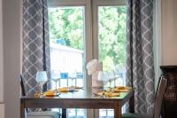597 - 5BR Medford - Cozy Stay near Stone Zoo - Chambres d'hôtes Medford