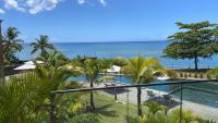 Ocean Point Beach Front Apartment - Ferienwohnung Pointe aux Piments