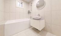 Deluxe Double Room with Bath