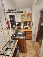 Familienzimmer (3 Erwachsene + 1 Kind)