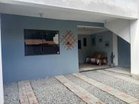 Gostosa casa de praia, à 700 metros da Meia-Praia - Bed and Breakfast