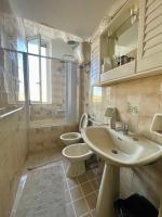 Studio Apartment with One Double Bed