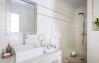 Villa en pierre avec piscine chauffée, à proximité des plus belles plages du sud de la Corse ! - B&B Figari