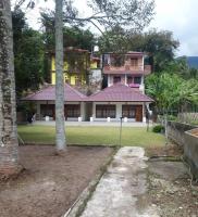 Matraville Home Stay Tuk Tuk Lake Toba Samosir - Chambres d’hôtes Tikatika