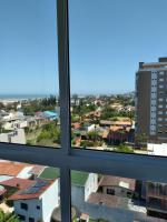 Amplo apartamento em Torres - 4 dormitórios - B&B
