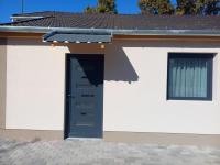 BB64 Apartmanház - B&B