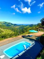 Chalé Mirante da Colina1 com hidro privativa e café da manhã - B&B Córrego do Bom Jesus