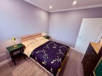 Cozy 3 bed house - B&B
