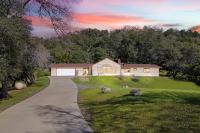 Villa near Yosemite & bass lake w/Hot Tub/EVcharge - Chambres d’hôtes