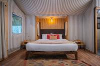 Camper Room With Balcony