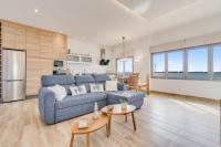 Home2Book Coastal Retreat with Sea Views, Arinaga - B&B