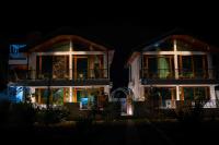 AMARA KOSHA MISTY NANDI HILLS - SK - Premium 2BHK Pool Villa with Private Jacuzzi, Movie Room & Complimentary Home-Made Food - Chambres d'hôtes Nadi