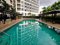 Lil' Olive Spot at SOHO Central Condo in front of Edsa Shangri-la Mall - Chambres d'hôtes Manille