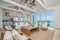 Luxury Beachfront Villa On The Sand With Pool - B&B Hartswell