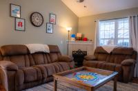 The 737 - Games & good times in the Smoky Mountains! - Bed and Breakfast Pigeon Forge
