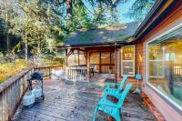 Catch a Wave, B-15 - B&B Carpenterville