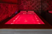 King Room with Spa Bath