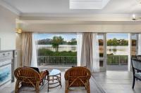 Stunning Lake Views & Hospital Location - B&B Hamilton