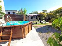 Chambre privée 1 - Case créole Le Mistral,chez Kévin - B&B Saint-André