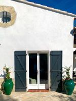 THE GREEN OASIS breathtaking sea views, swimming pool, privacy in Villa Liliana - Chambres d'hôtes Tourrette-Levens