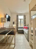 Flat A Garrat Lane - B&B