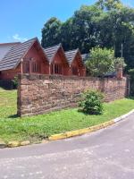 Pousada entre gramado e canela, estacionamento, fácil acesso - B&B Gramado