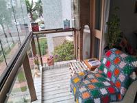 Alugo quarto a 300m da praia - B&B