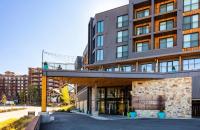Slope Side Studio In The Heart of Canyons Village with Heated Pool & Hot Tub! - Chambres d'hôtes Park City