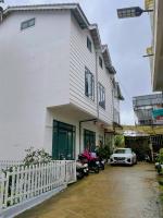 BushHouse - Homestay Đà Lạt - B&B