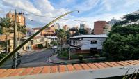 ED SANTO TOMAS LAURELES MEDELLIN - Ferienwohnung Medellín