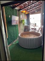 Casa com jacuzzi - B&B Goiânia