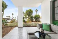 Home2Book Sunny Retreat & Pool, Costa Teguise - B&B Costa Teguise