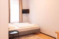 Zimmer mit Kingsize-Bett