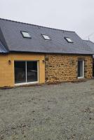 Longère avec jacuzzi intérieur - Bed and Breakfast Couesmes-Vaucé