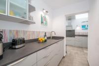 Deluxe two-bedroom apartment, no pool