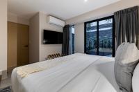 Deluxe Apartment, Patio