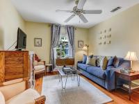 Perry Lane Carriage House - B&B