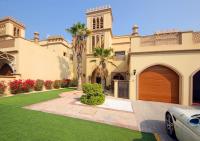 Cozy 4BR Maid Villa at Canal Cove Palm Jumeirah - Chambres d'hôtes Dubaï