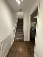 Contemporary 3-Bedroom Home Near Liverpool City Centre - Chambres d’hôtes